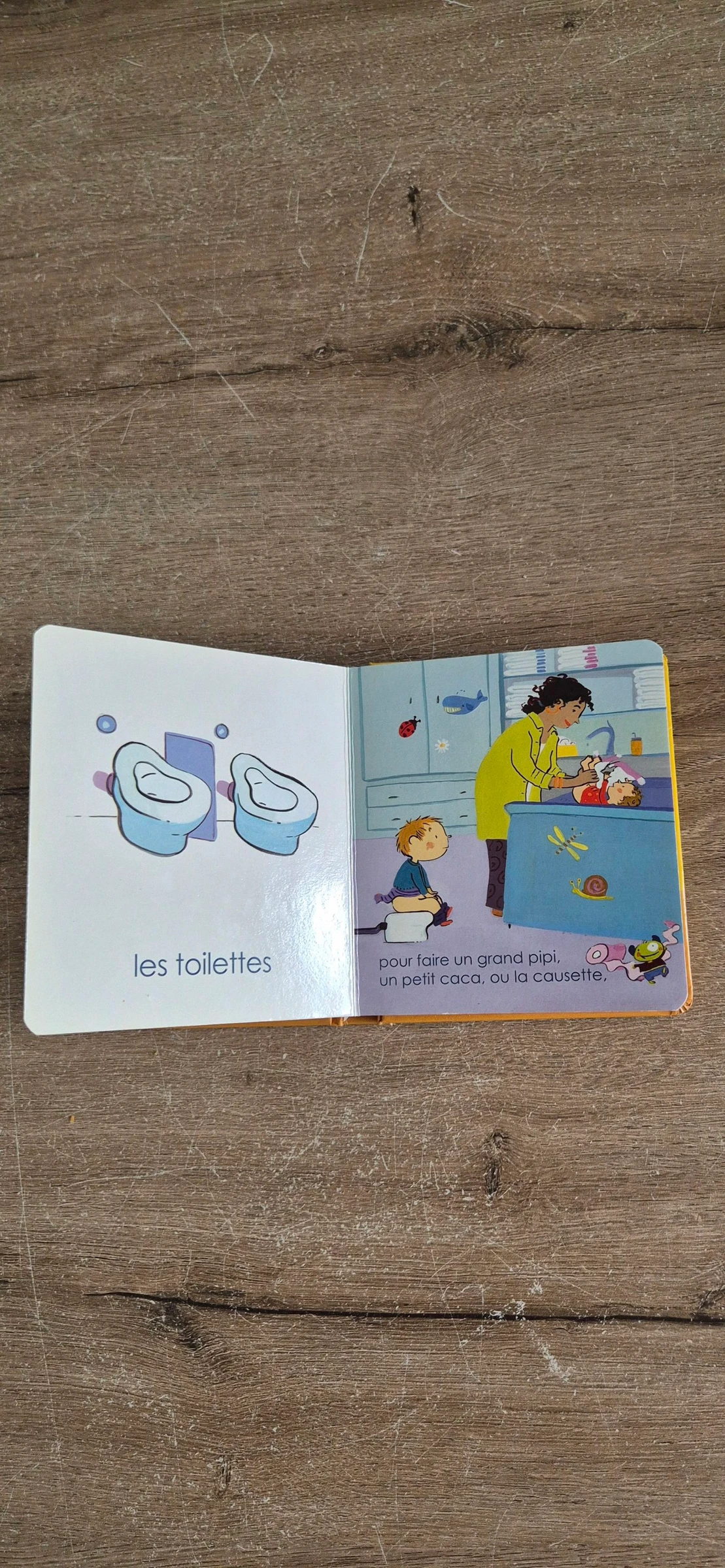 Livre imagier A la crèche  – photo 8